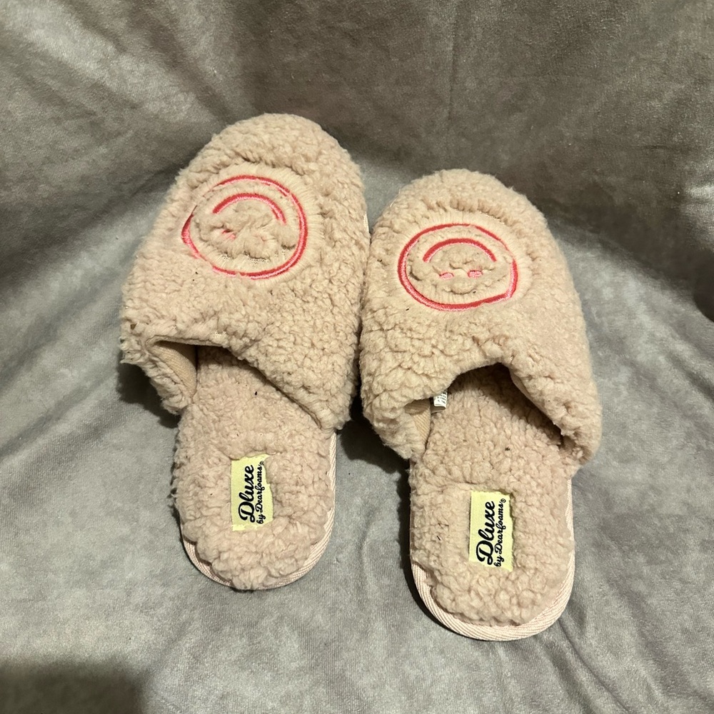 Dime Beige Fuzzy Slippers